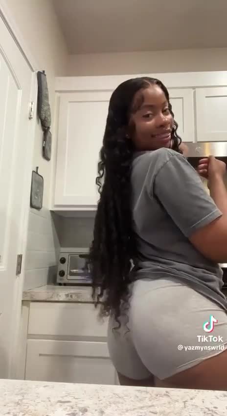 Yazmynswrld — video 6