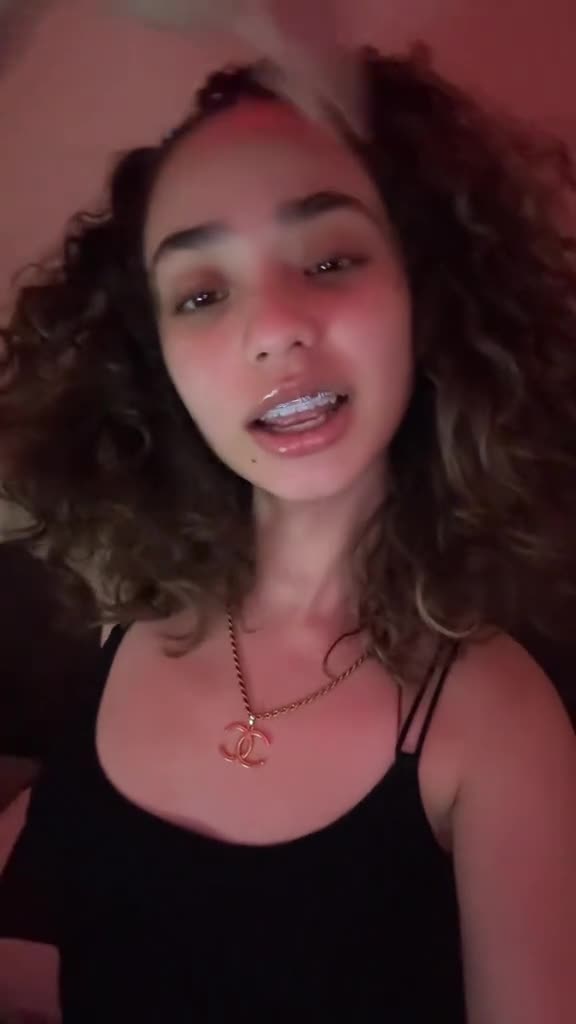Prettyluhhangie — video 7