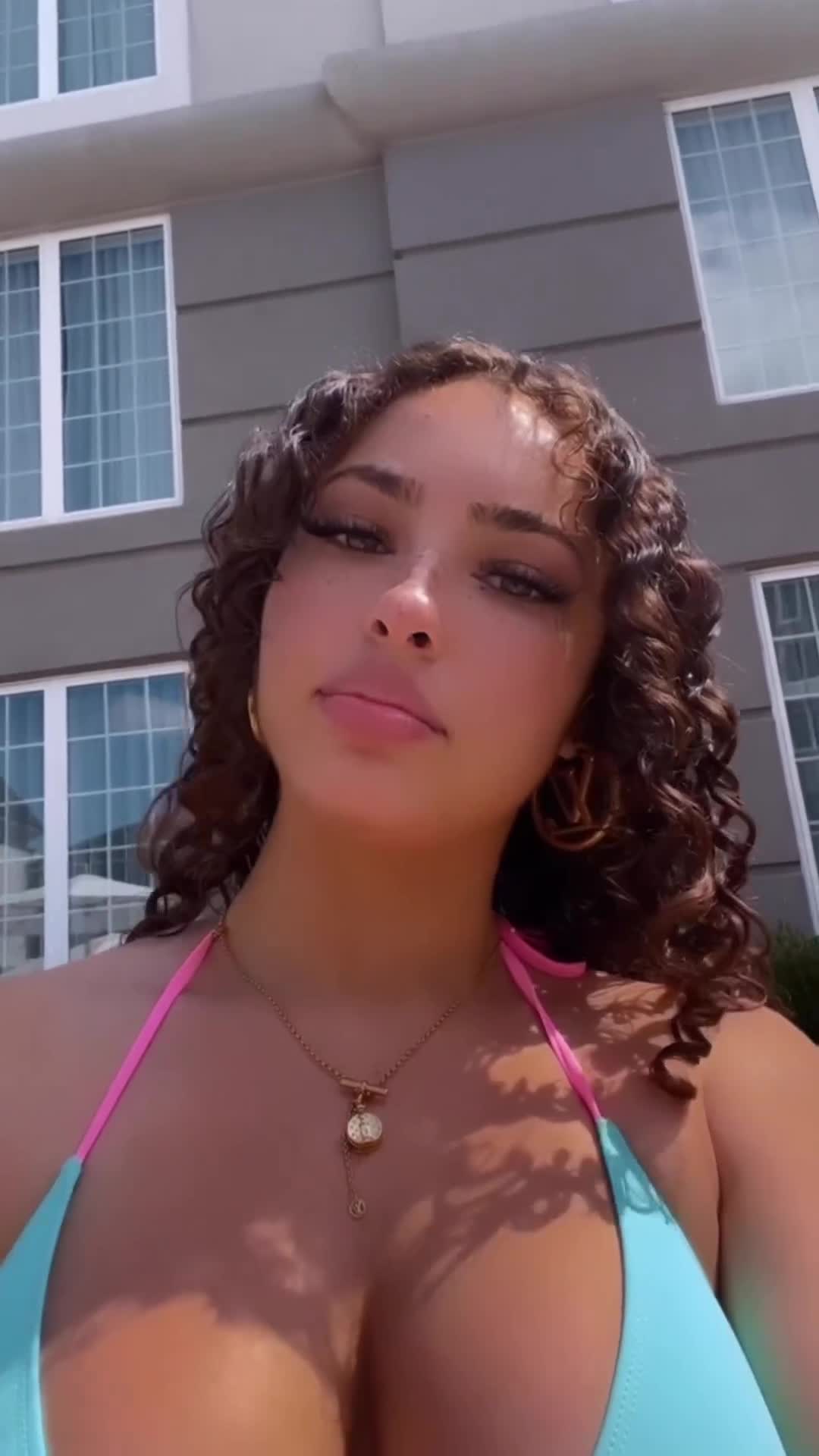 Ash Kash — video 21